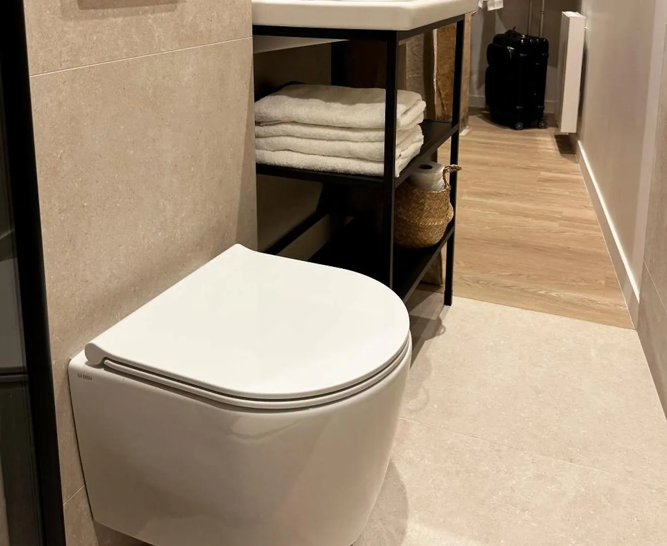 Stylish 2Br & 2Ba With Private Terrace Apartment Paris