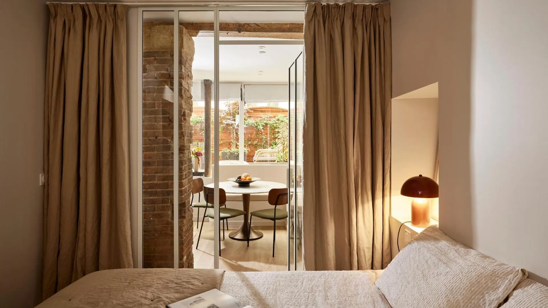 Stylish 2Br & 2Ba With Private Terrace Apartment Paris